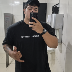 Chris Bumstead T-Shirts – Set The Standard Circle Classic T-shirt photo review